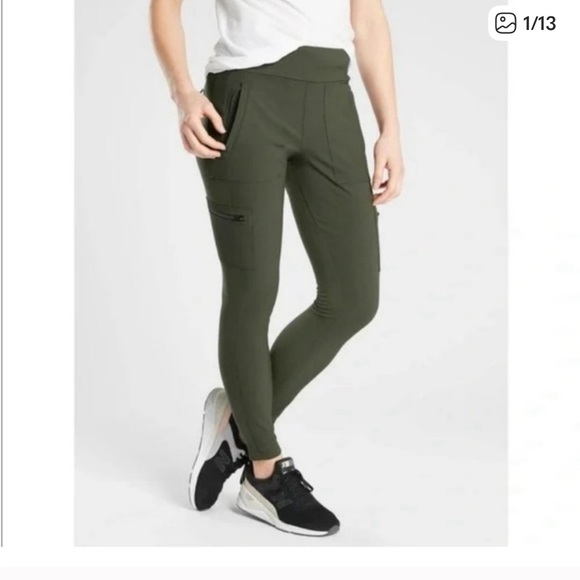 Athleta Headland Hybrid Cargo Legging - Picture 3 of 10